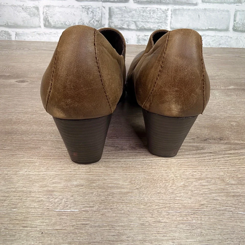 Born Leather Slip On Block Heel Booties Brown Womens 8.5